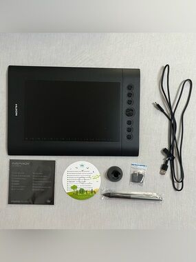 Huion Inspiroy Black Graphics Drawing Tablet with Pen and Accessories H610PROV2